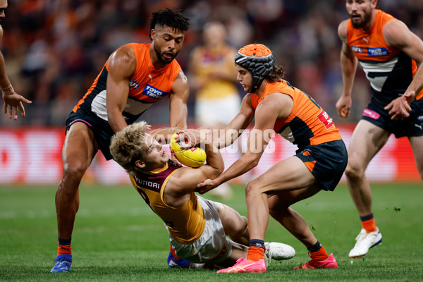 AFL 2024 First Semi Final - GWS v Brisbane - A-54054772