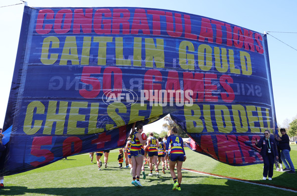 AFLW 2024 Round 03 - Adelaide v Hawthorn - A-54059253