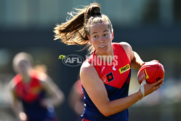 AFLW 2024 Round 03 - Melbourne v North Melbourne - A-54059328