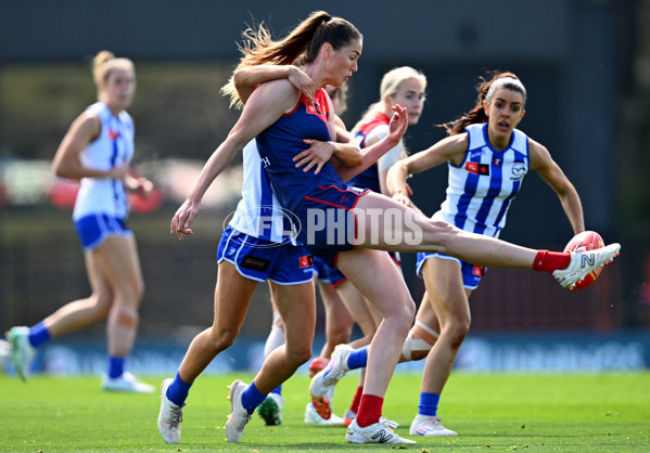 AFLW 2024 Round 03 - Melbourne v North Melbourne - A-54061162