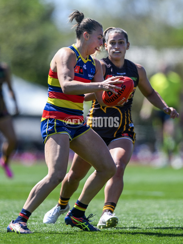 AFLW 2024 Round 03 - Adelaide v Hawthorn - A-54061197