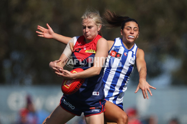 AFLW 2024 Round 03 - Melbourne v North Melbourne - A-54062071