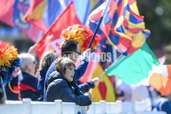 AFLW 2024 Round 03 - Adelaide v Hawthorn - A-54063956