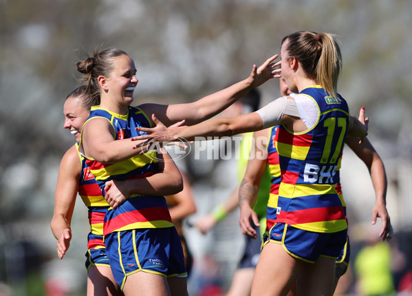 AFLW 2024 Round 03 - Adelaide v Hawthorn - A-54063966