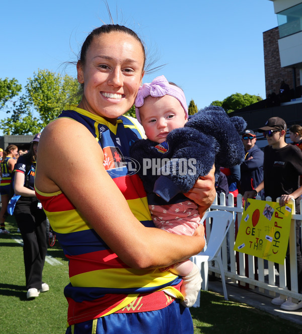 AFLW 2024 Round 03 - Adelaide v Hawthorn - A-54065042