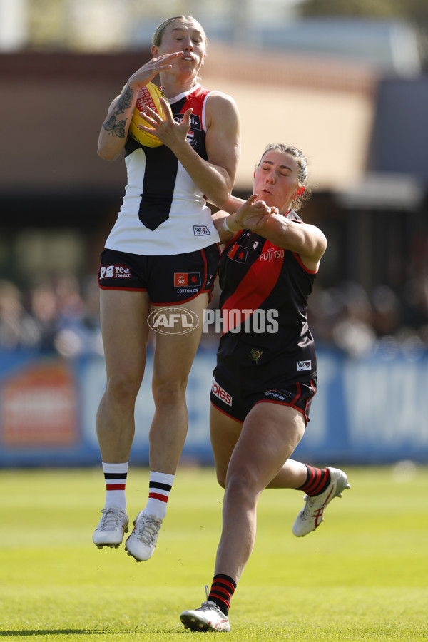 AFLW 2024 Round 03 - Essendon v St Kilda - A-54065063