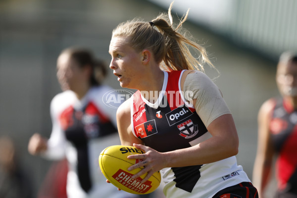 AFLW 2024 Round 03 - Essendon v St Kilda - A-54065066