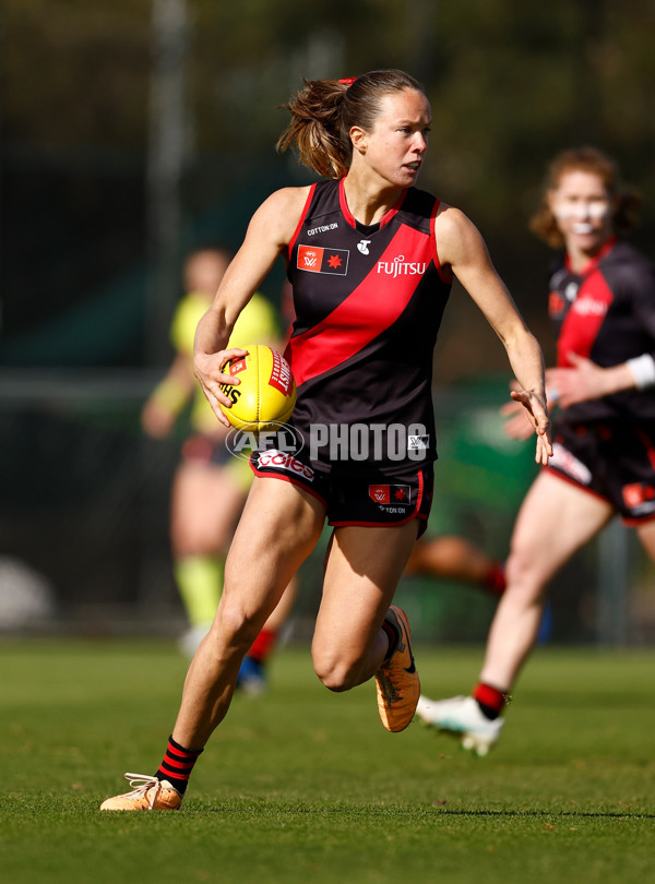 AFLW 2024 Round 03 - Essendon v St Kilda - A-54066364