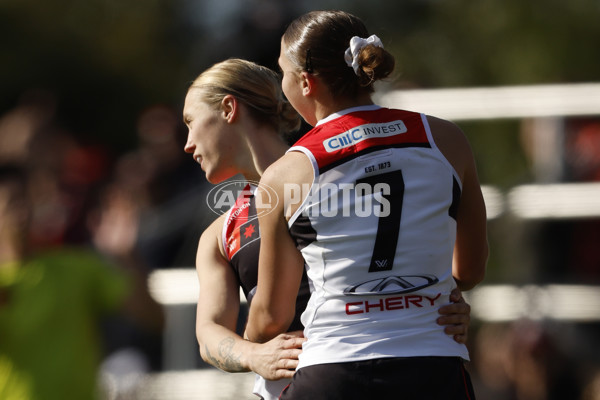 AFLW 2024 Round 03 - Essendon v St Kilda - A-54068438