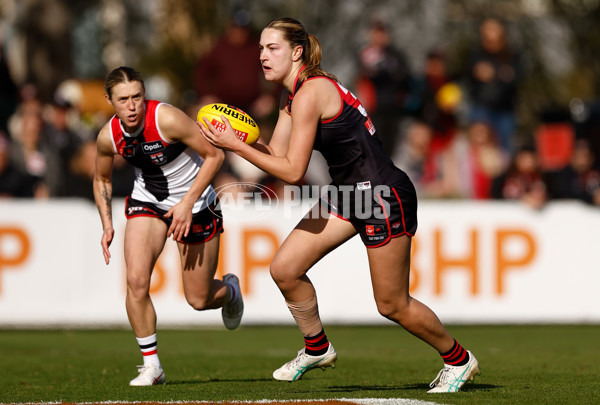 AFLW 2024 Round 03 - Essendon v St Kilda - A-54068471