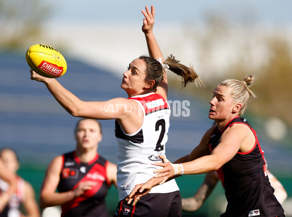 AFLW 2024 Round 03 - Essendon v St Kilda - A-54068503