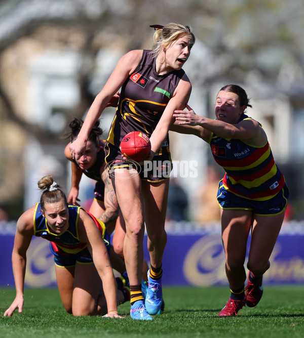 AFLW 2024 Round 03 - Adelaide v Hawthorn - A-54068816