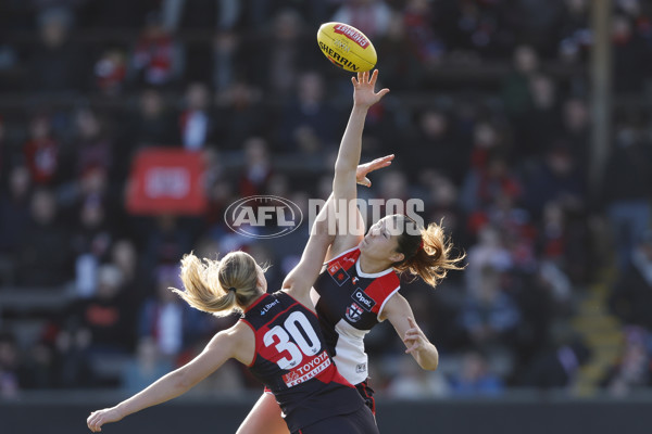 AFLW 2024 Round 03 - Essendon v St Kilda - A-54068821