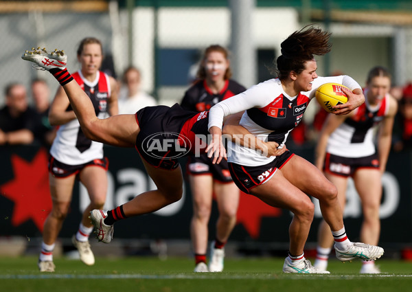 AFLW 2024 Round 03 - Essendon v St Kilda - A-54070973