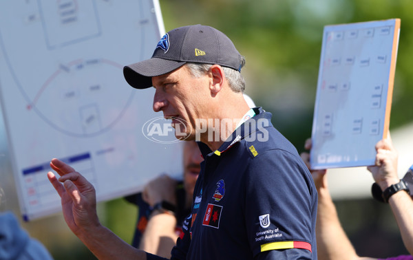 AFLW 2024 Round 03 - Adelaide v Hawthorn - A-54071492