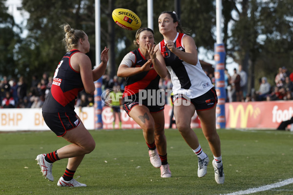 AFLW 2024 Round 03 - Essendon v St Kilda - A-54071525