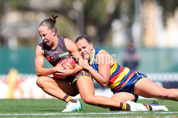 AFLW 2024 Round 03 - Adelaide v Hawthorn - A-54071540