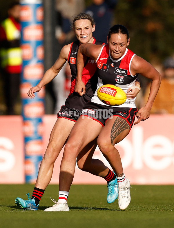 AFLW 2024 Round 03 - Essendon v St Kilda - A-54074103