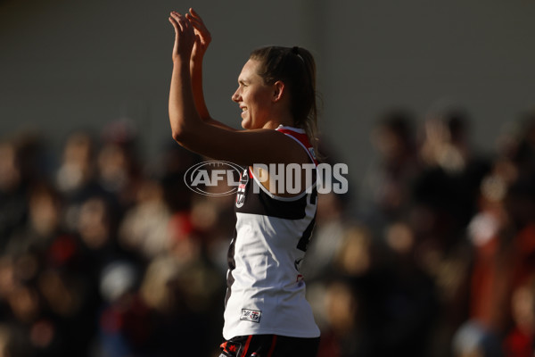 AFLW 2024 Round 03 - Essendon v St Kilda - A-54074120