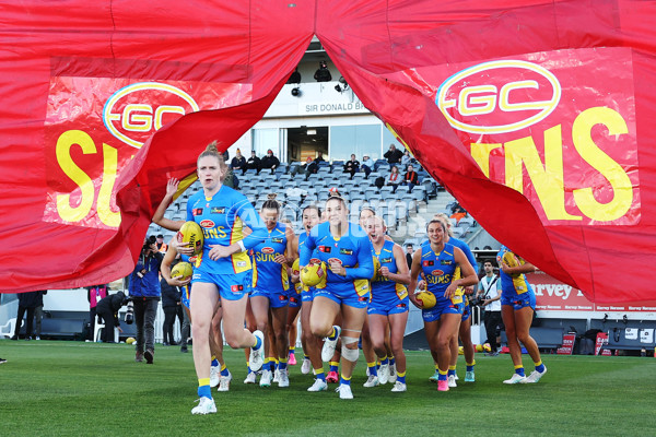 AFLW 2024 Round 03 - GWS v Gold Coast - A-54074179