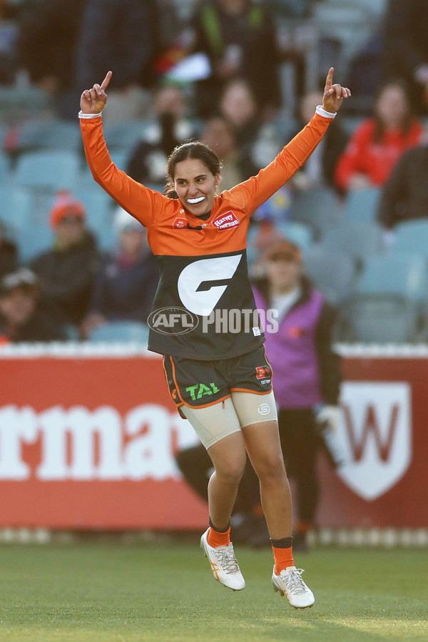 AFLW 2024 Round 03 - GWS v Gold Coast - A-54076432