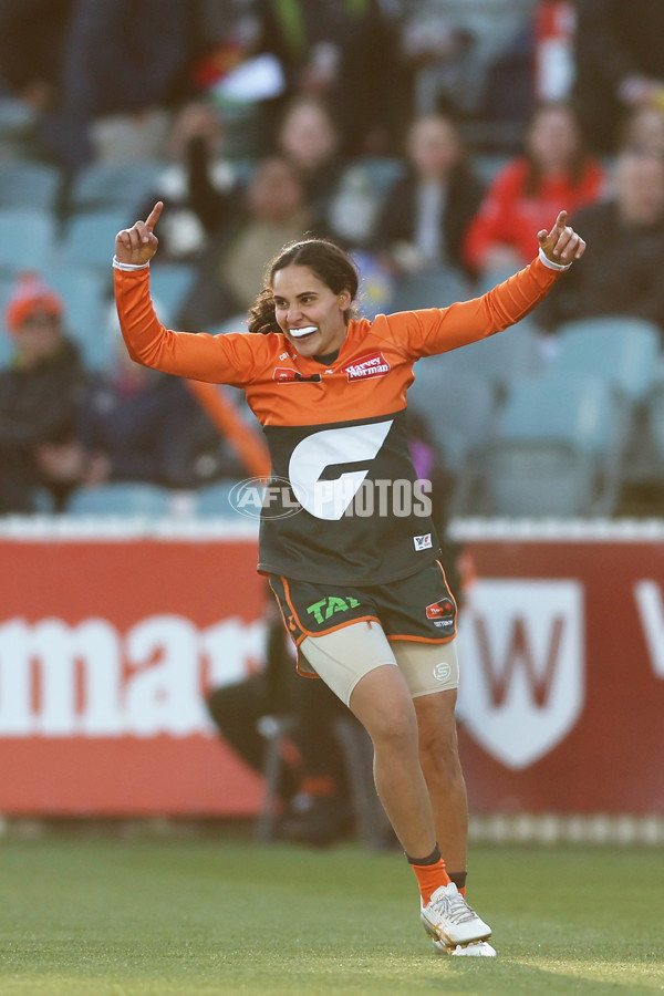 AFLW 2024 Round 03 - GWS v Gold Coast - A-54076433