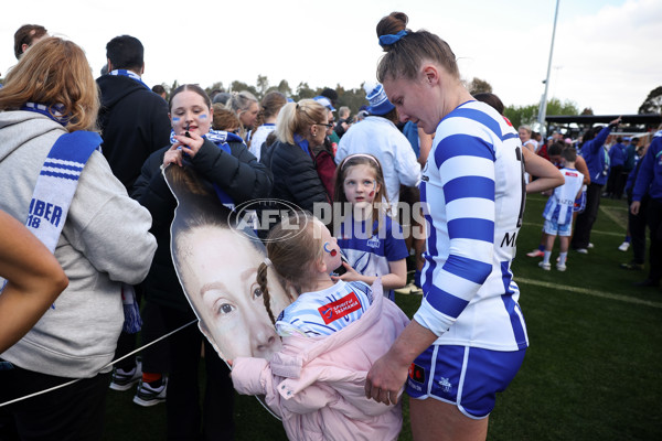 AFLW 2024 Round 03 - Melbourne v North Melbourne - A-54076505