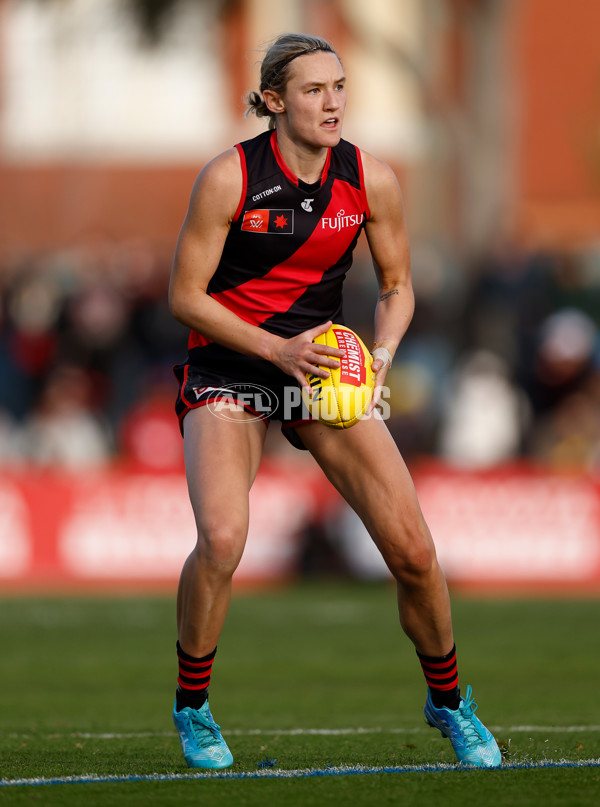 AFLW 2024 Round 03 - Essendon v St Kilda - A-54076831