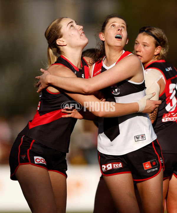 AFLW 2024 Round 03 - Essendon v St Kilda - A-54076832