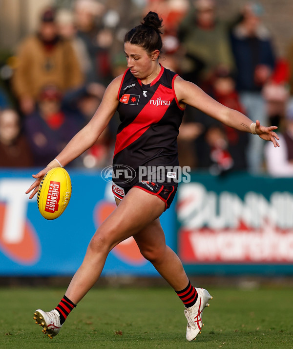 AFLW 2024 Round 03 - Essendon v St Kilda - A-54076834