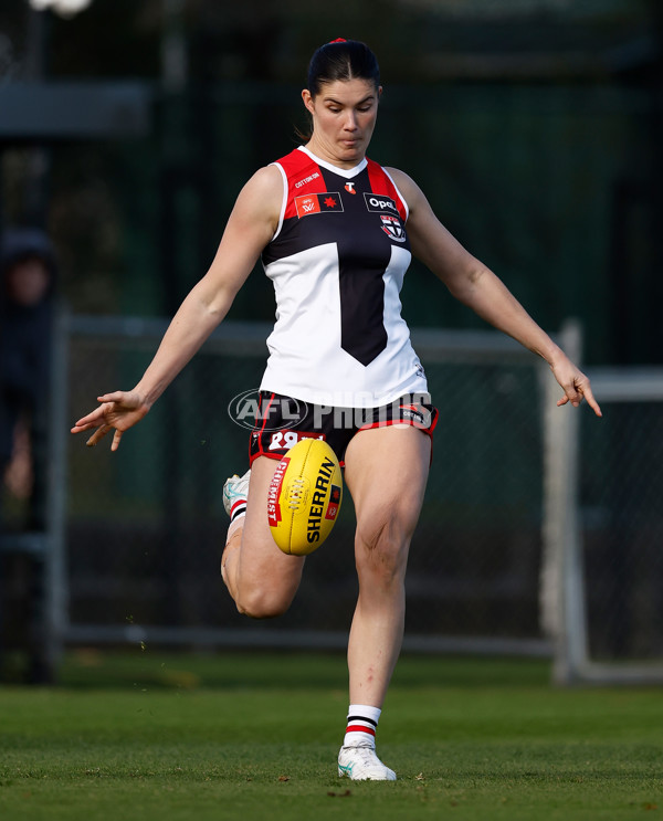 AFLW 2024 Round 03 - Essendon v St Kilda - A-54076837