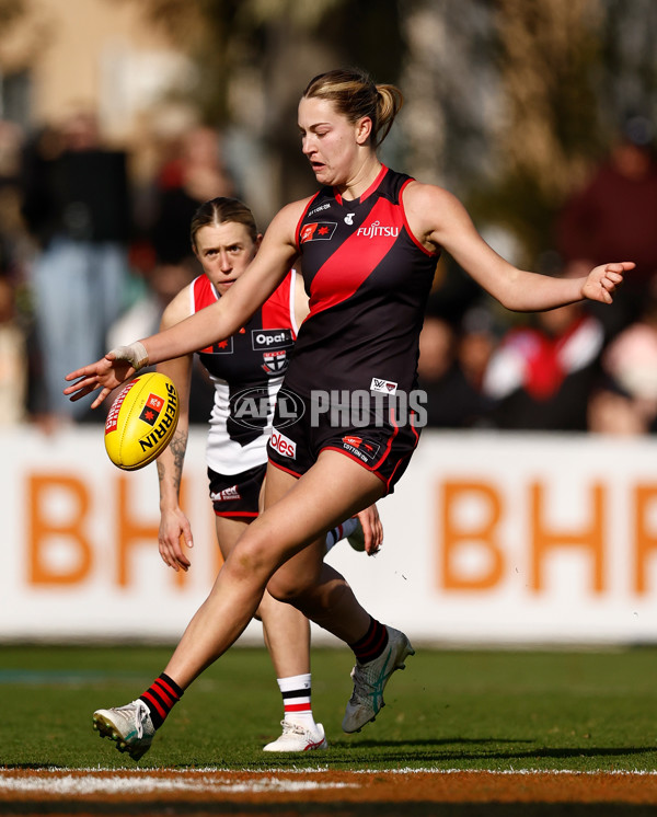 AFLW 2024 Round 03 - Essendon v St Kilda - A-54076859