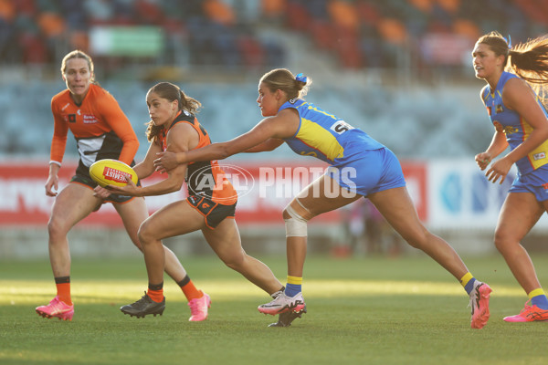 AFLW 2024 Round 03 - GWS v Gold Coast - A-54076885