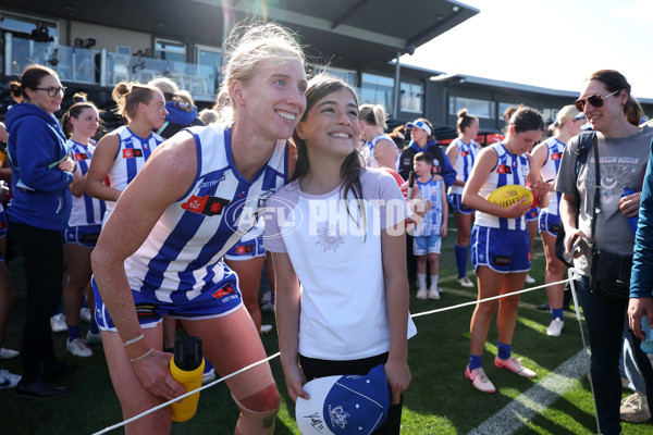 AFLW 2024 Round 03 - Melbourne v North Melbourne - A-54076898