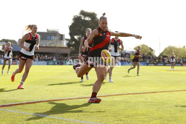 AFLW 2024 Round 03 - Essendon v St Kilda - A-54076899