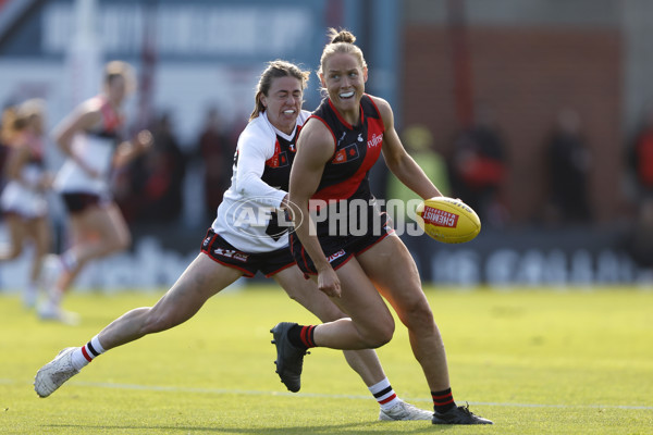 AFLW 2024 Round 03 - Essendon v St Kilda - A-54079075