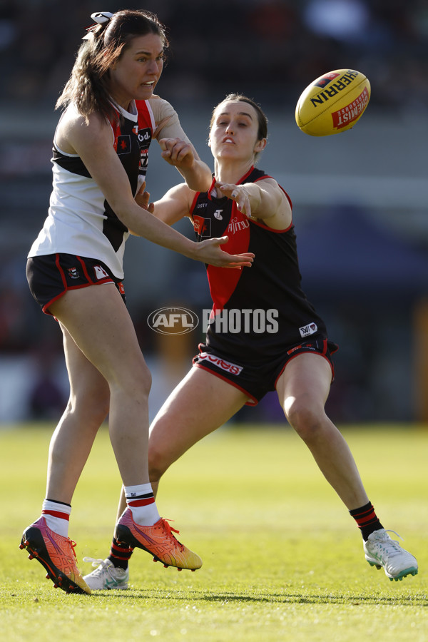 AFLW 2024 Round 03 - Essendon v St Kilda - A-54079096