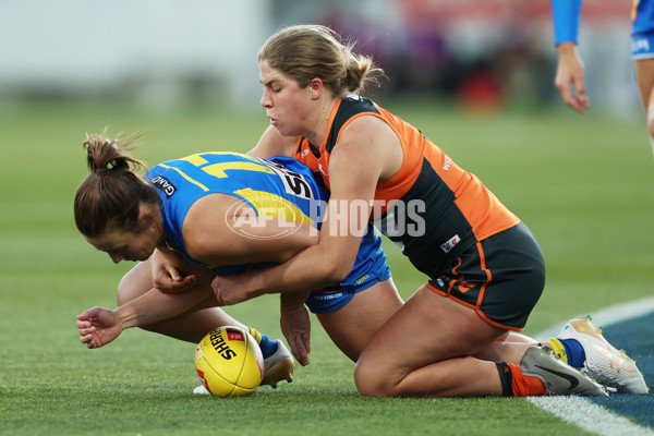 AFLW 2024 Round 03 - GWS v Gold Coast - A-54079133