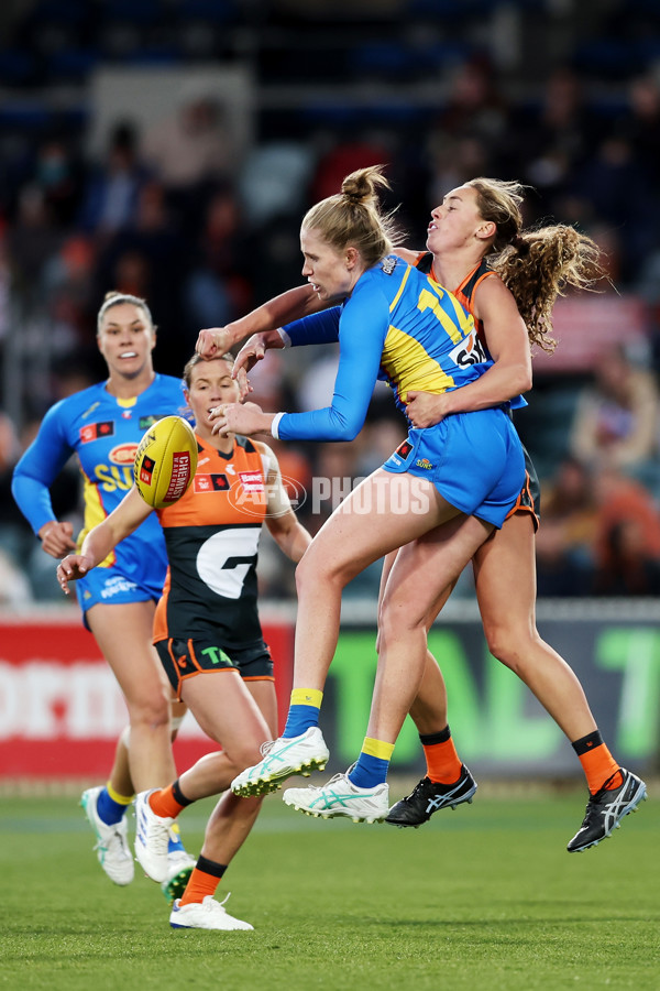 AFLW 2024 Round 03 - GWS v Gold Coast - A-54079788