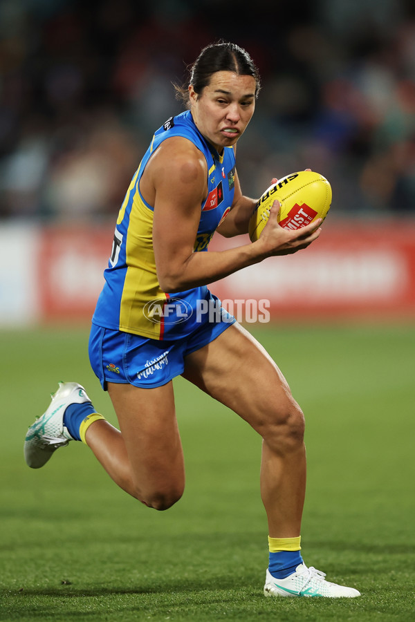 AFLW 2024 Round 03 - GWS v Gold Coast - A-54079803