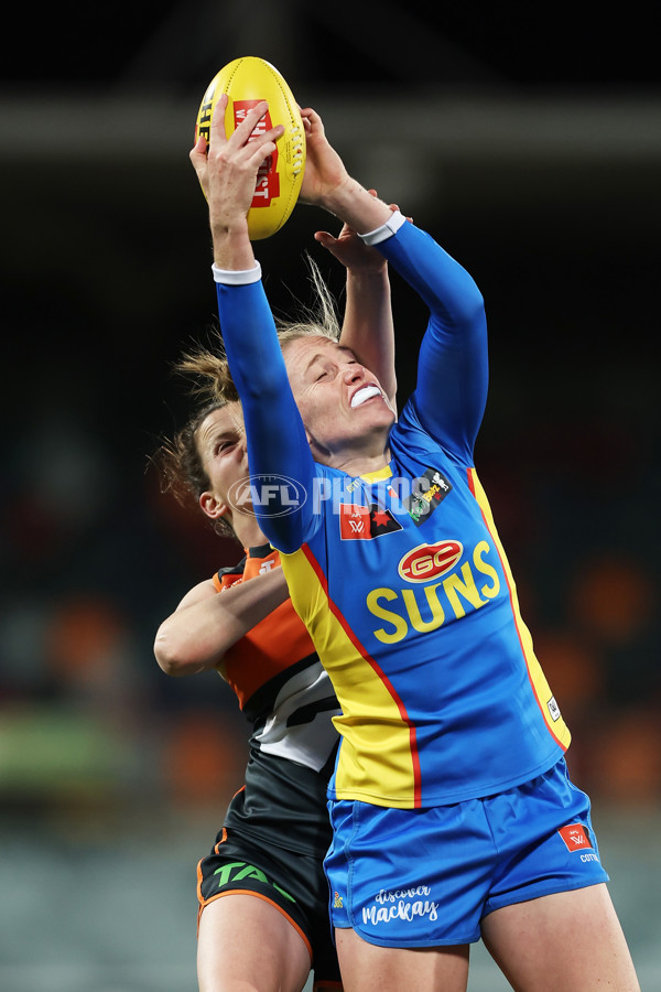 AFLW 2024 Round 03 - GWS v Gold Coast - A-54079824