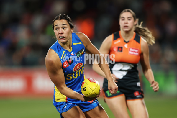 AFLW 2024 Round 03 - GWS v Gold Coast - A-54081302