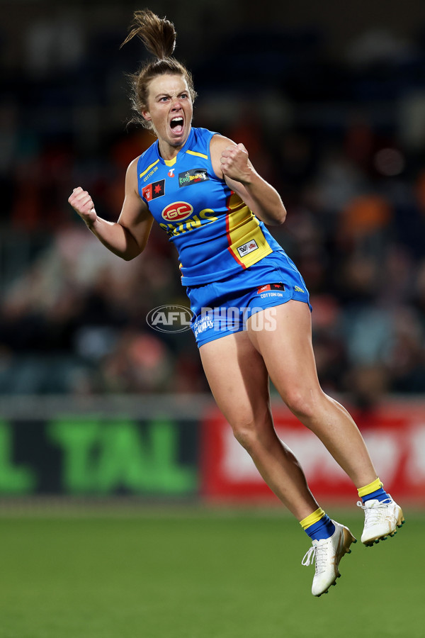 AFLW 2024 Round 03 - GWS v Gold Coast - A-54081345