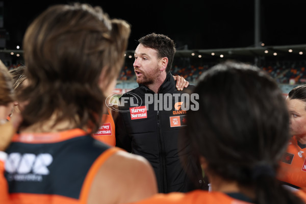 AFLW 2024 Round 03 - GWS v Gold Coast - A-54083389