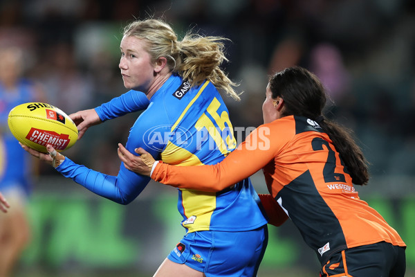 AFLW 2024 Round 03 - GWS v Gold Coast - A-54083407