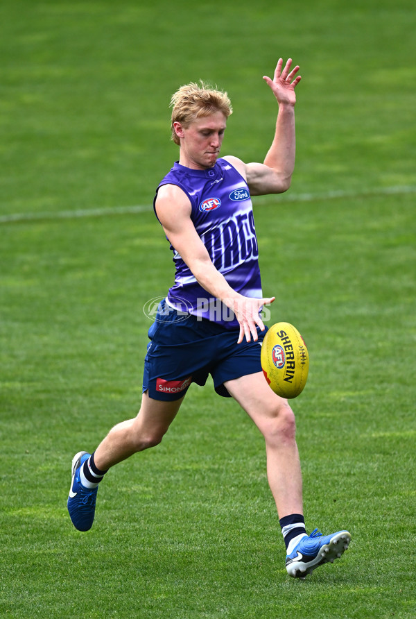 AFL 2024 Training - Geelong 160924 - A-54085982