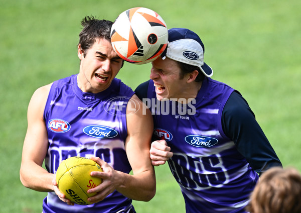 AFL 2024 Training - Geelong 160924 - A-54086839