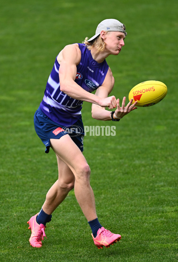 AFL 2024 Training - Geelong 160924 - A-54086849