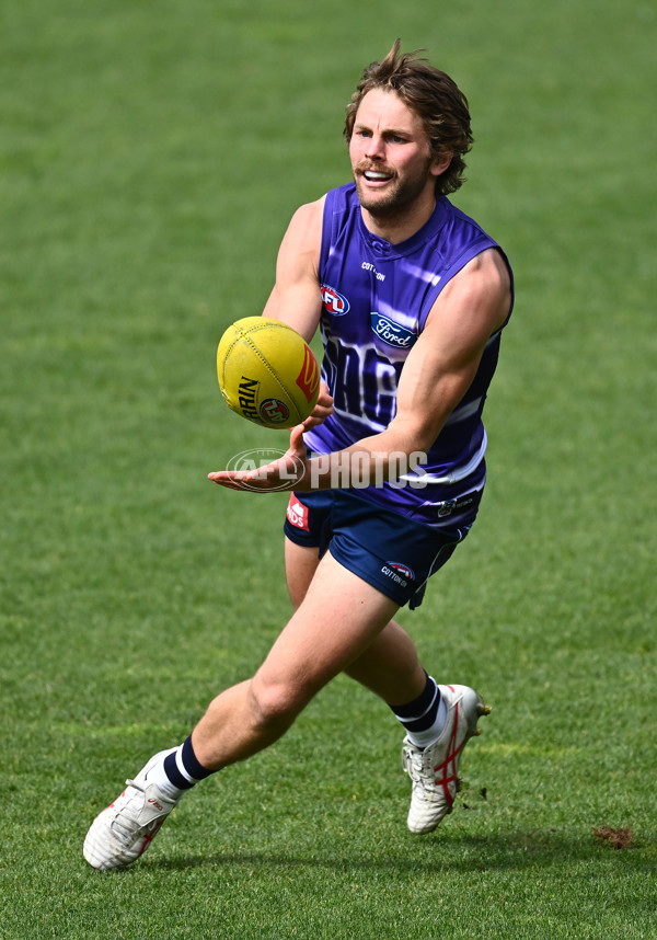 AFL 2024 Training - Geelong 160924 - A-54086862