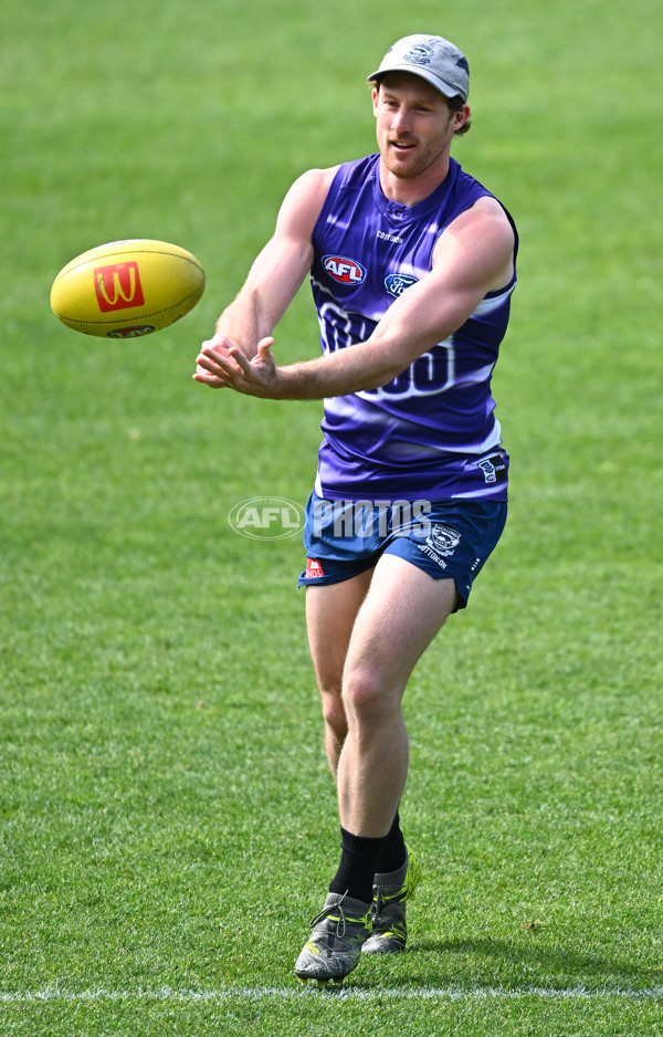 AFL 2024 Training - Geelong 160924 - A-54086887